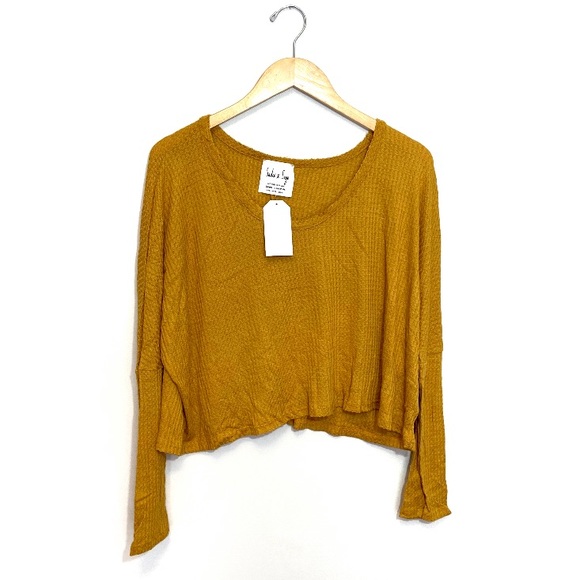 Sadie & Sage Sweaters - Sadie & Sage Crop Waffle Knit Dolman Sweater NWT